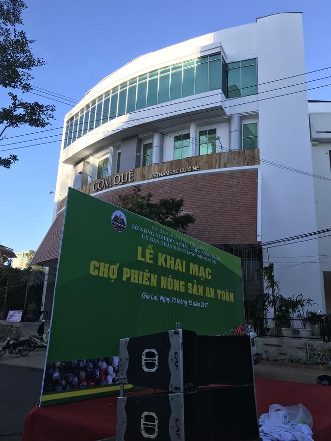 פלייקו Cong Doan Gia Lai Hotel מראה חיצוני תמונה